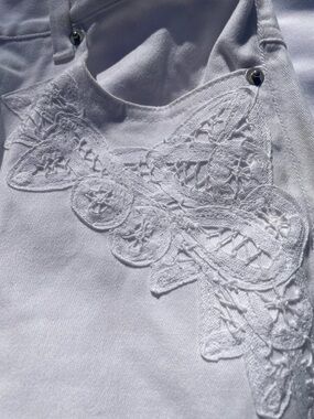 Denim & Co White Elastic Waist Top